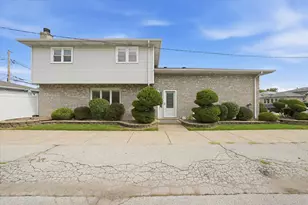11758 S Ave J, Chicago, IL 60617 - Photo 1