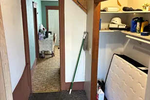 303 W Spring St, Freeport, IL 61032 - Photo 2