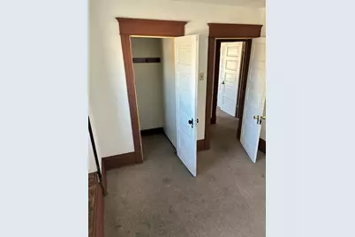303 W Spring Street, Freeport, IL 61032 - Photo 12