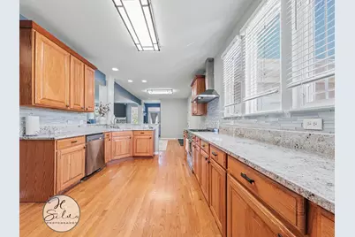 1410 Grand Pointe Boulevard, West Dundee, IL 60118 - Photo 8