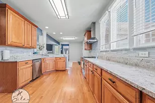 1410 Grand Pointe Blvd, West Dundee, IL 60118 - Photo 8