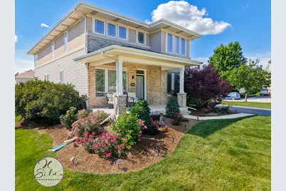 1410 Grand Pointe Boulevard, West Dundee, IL 60118 - Photo 2