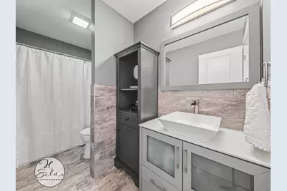 1410 Grand Pointe Boulevard, West Dundee, IL 60118 - Photo 32