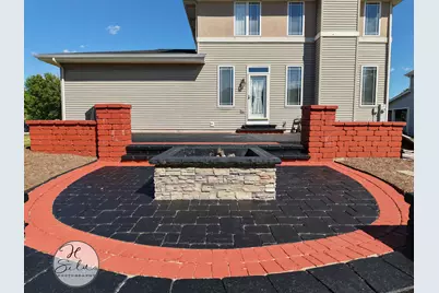 1410 Grand Pointe Boulevard, West Dundee, IL 60118 - Photo 38