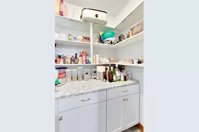 5641 N Austin Avenue, Chicago, IL 60646 - Photo 28