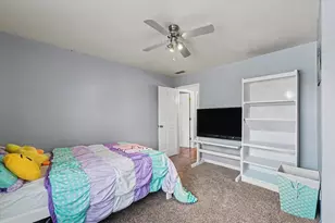300 Gainesborough Ct, Monticello, IL 61856 - Photo 38