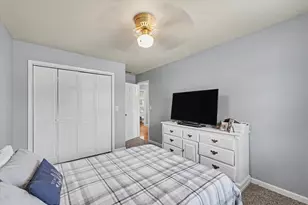 300 Gainesborough Ct, Monticello, IL 61856 - Photo 36
