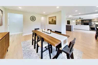 301 Lance Drive, Des Plaines, IL 60016 - Photo 14