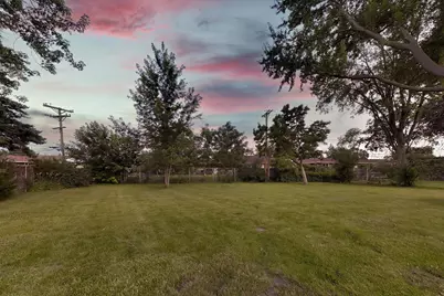 301 Lance Drive, Des Plaines, IL 60016 - Photo 52