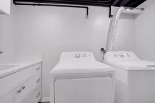 5730 S Oak Park Ave, Chicago, IL 60638 - Photo 12