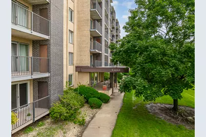 5400 Walnut Avenue #410, Downers Grove, IL 60515 - Photo 20