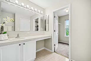 2531 Congress Ave, Aurora, IL 60503 - Photo 14