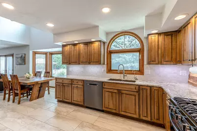 892 Tuneberg Drive, Belvidere, IL 61008 - Photo 8