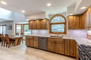 892 Tuneberg Dr, Belvidere, IL 61008 - Photo 8