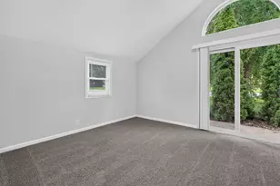 1721 Kelly Ave, Crest Hill, IL 60403 - Photo 12