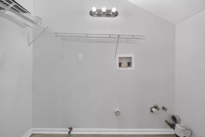 1721 Kelly Avenue, Crest Hill, IL 60403 - Photo 18