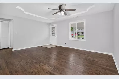 1721 Kelly Avenue, Crest Hill, IL 60403 - Photo 6