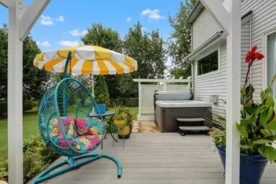 93 Old Farm Court, Lindenhurst, IL 60046 - Photo 34