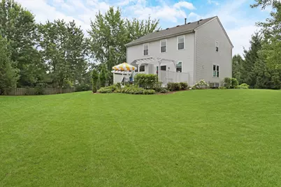 93 Old Farm Court, Lindenhurst, IL 60046 - Photo 48