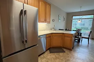 21226 Lily Lake Ln, Crest Hill, IL 60403 - Photo 8