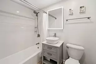 120 Collen Dr, Lombard, IL 60148 - Photo 8