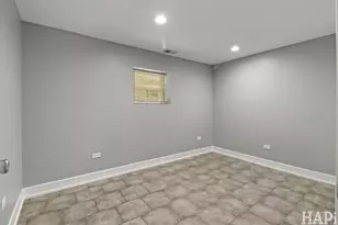 7837 S Laflin St, Chicago, IL 60620 - Photo 30