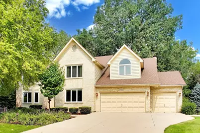 933 Spindletree Avenue, Naperville, IL 60565 - Photo 2