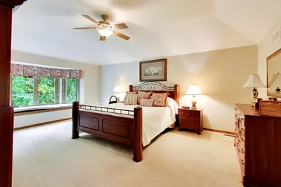 933 Spindletree Avenue, Naperville, IL 60565 - Photo 16