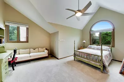 933 Spindletree Avenue, Naperville, IL 60565 - Photo 20