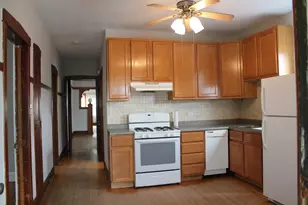 4054 W Oakdale Ave, Chicago, IL 60641 - Photo 8
