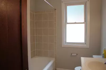 4054 W Oakdale Avenue, Chicago, IL 60641 - Photo 12