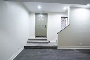 7948 S Evans Ave, Chicago, IL 60619 - Photo 12