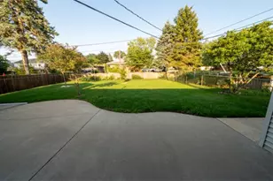 928 Woodland Dr, Rockford, IL 61108 - Photo 34