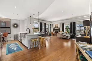 910 S Michigan Ave, Chicago, IL 60605 - Photo 2
