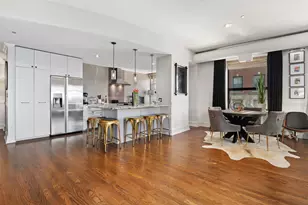 910 S Michigan Ave, Chicago, IL 60605 - Photo 10