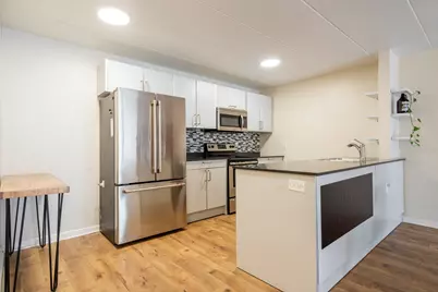 222 N Grove Avenue #2D, Oak Park, IL 60302 - Photo 4