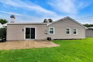 1430 Sequoia Ln, Darien, IL 60561 - Photo 36
