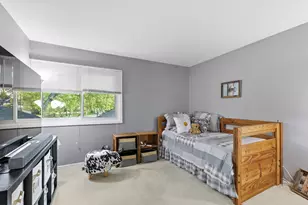 1492 Circle Ct, Elk Grove Village, IL 60007 - Photo 24