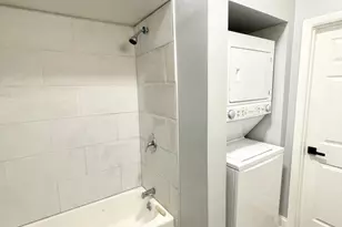 2333 W Ohio St, Chicago, IL 60612 - Photo 8