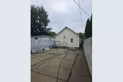 3341 S Hamilton Avenue, Chicago, IL 60608 - Photo 2