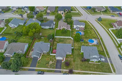 1375 E Cap Circle, Bourbonnais, IL 60914 - Photo 28