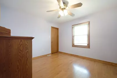 1375 E Cap Circle, Bourbonnais, IL 60914 - Photo 16