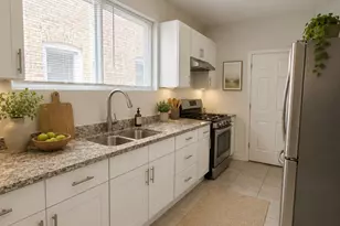7821 S Winchester Ave, Chicago, IL 60620 - Photo 6