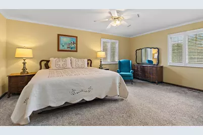 2701 Crystal Way, Crystal Lake, IL 60012 - Photo 24