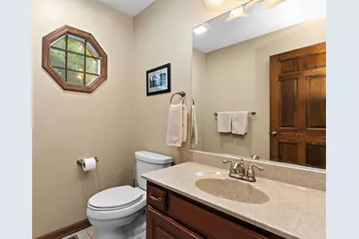 2701 Crystal Way, Crystal Lake, IL 60012 - Photo 18