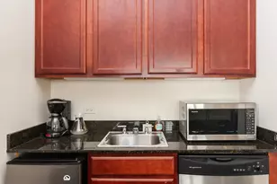 4953 Oakton St, Skokie, IL 60077 - Photo 30