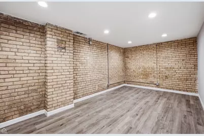 1742 N Mozart Street, Chicago, IL 60647 - Photo 8