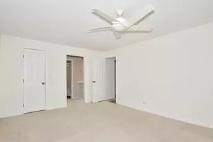 2000 Chestnut Ave, Glenview, IL 60025 - Photo 10