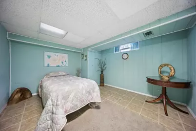 8231 W Berwyn Avenue, Chicago, IL 60656 - Photo 22
