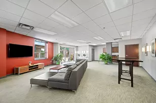 4350 N Broadway St, Chicago, IL 60613 - Photo 42